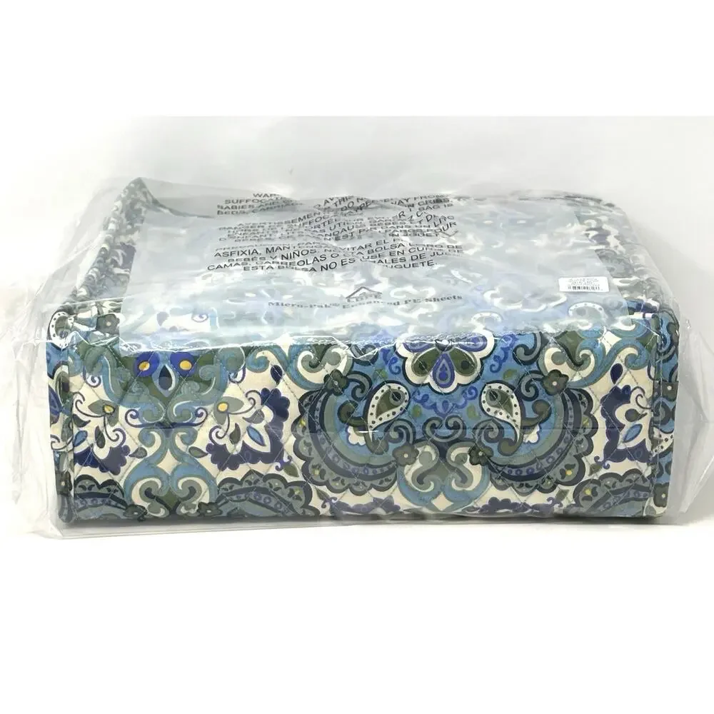 Vera Bradley Maritime Medallion Grand Hanging Organizer Travel Makeup Bag